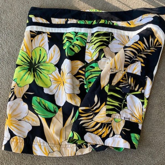 Shorts/Board Shorts/Swim Shorts - Picture 4 of 4